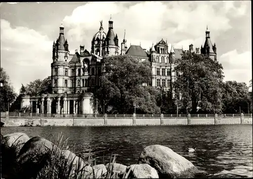 Ak Schwerin in Mecklenburg, Schloss, jetzt Pädagogisches Institut