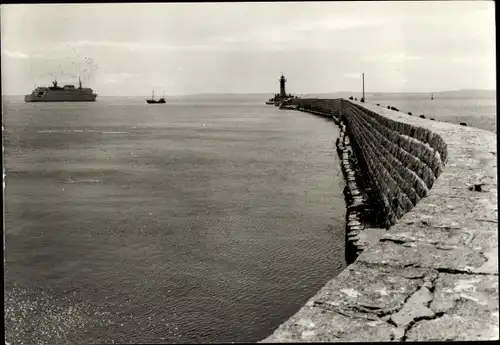 Ak Sassnitz auf Rügen, An der Mole