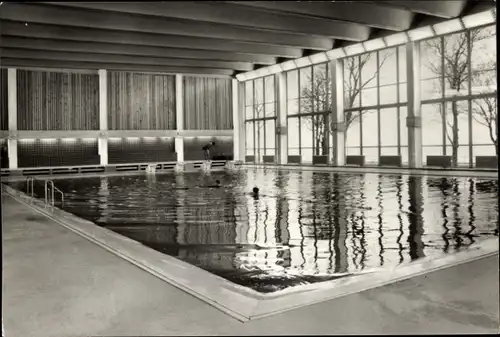 Ak Ostseebad Kühlungsborn, Meerwasser Schwimmhalle des FDGB