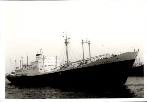 Foto Ak Frachtschiff Frankfurt, HAPAG, 1954