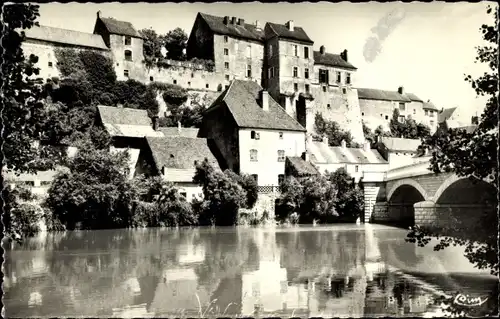 Ak Pesmes Haute Saône, L&#39;Ognon, die Brücke und das Schloss