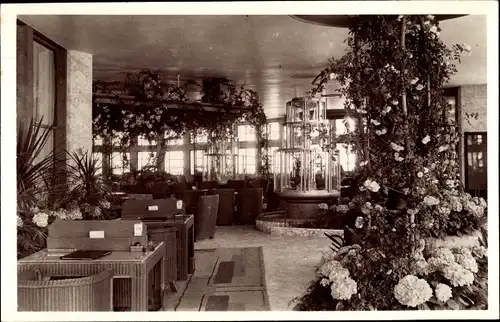 Ak Paquebot Normandie, Dampfschiff, CGT, French Line, le Jardin