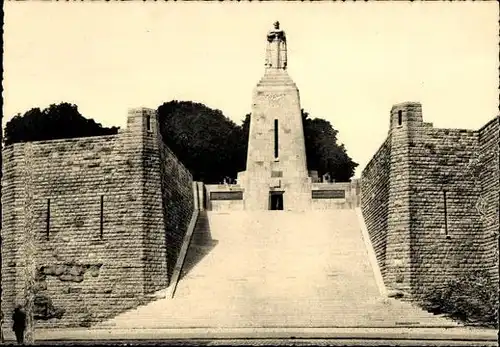 10 alte Ak Douaumont Frankreich, Einweihung eines Denkmals für die israelitischen Kämpfer