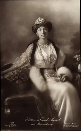 Ak Prinzessin Victoria Luise von Preußen, Herzogin von Braunschweig, Portrait