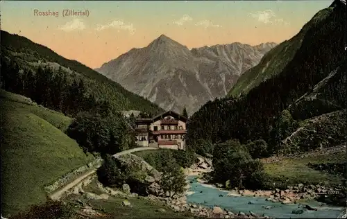 Ak Rosshag im Zillertal Tirol, Teilansicht, Gasthof, Partie am Flusslauf