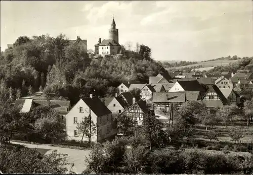 Ak Posterstein in Thüringen, Blick auf den Ort, Burg, Fachwerkhäuser