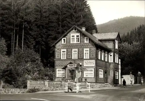 Ak Mellenbach Glasbach im Schwarzatal Thüringen, Gaststätte Zirkelstein, Außenansicht