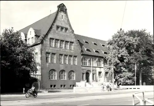 Foto Ak Jena in Thüringen, Universität, Straßenansicht, Motoradfahrer