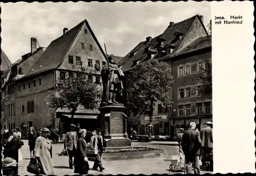 Ak Jena, Markt mit Hanfried, Passanten