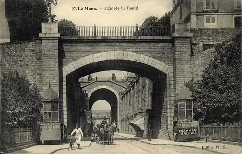 Ak Le Mans Sarthe, Der Eingang zum Tunnel