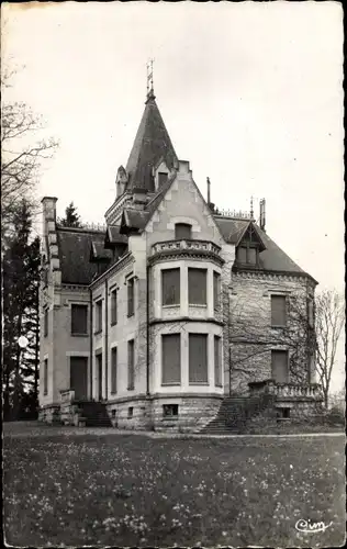 Ak Chenay le Chatel Saône et Loire, Le Château