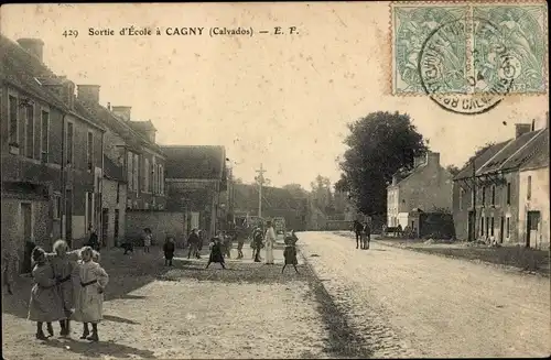 Ak Calvados de Cagny verlässt die Schule