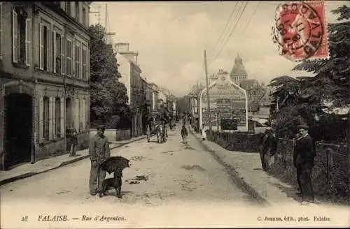 Ak Calvados de Falaise, Rue d&#39;Argentan