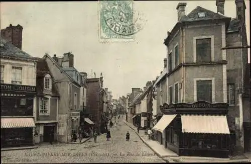 Ak Saint Pierre sur Dives Calvados, La Rue de Lisieux