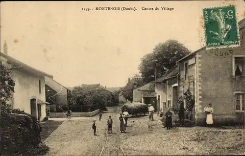 Ak Montenois Drôme, Centre du Village