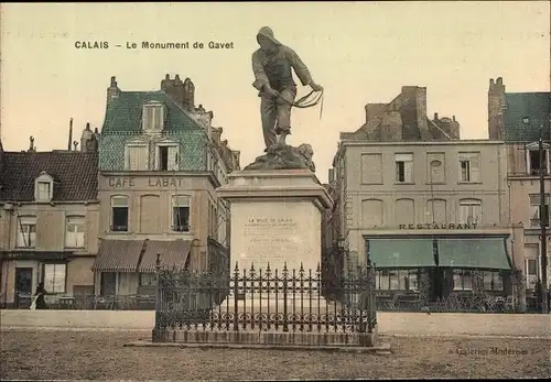Ak Calais Pas de Calais, das Denkmal von Gavet