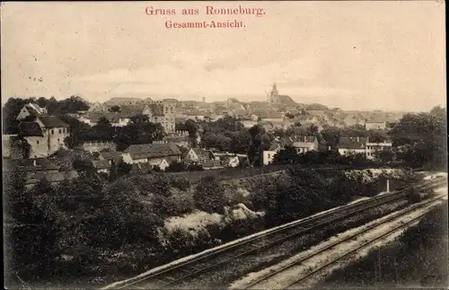 Ak Ronneburg in Thüringen, Gesamtansicht, Bahnschienen