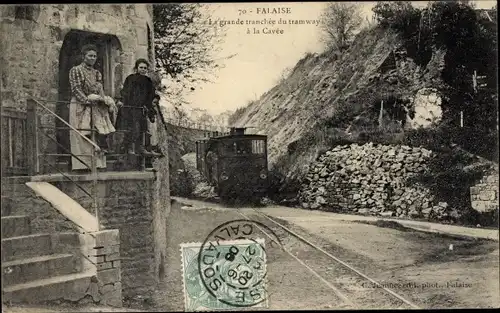 Ak Falaise Calvados, Großer Graben der Straßenbahn bei La Cavée