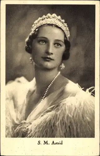 Ak Astrid von Schweden, Königin von Belgien, Portrait