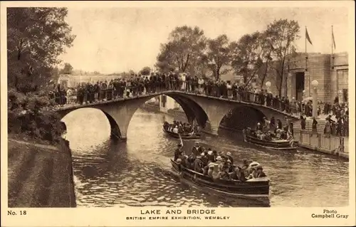 Ak Wembley London England, British Empire Exhibition, Lake and Bridge, Boote