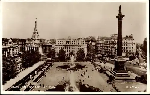 Ak London City England, Trafalgar Square, Nelsonsäule