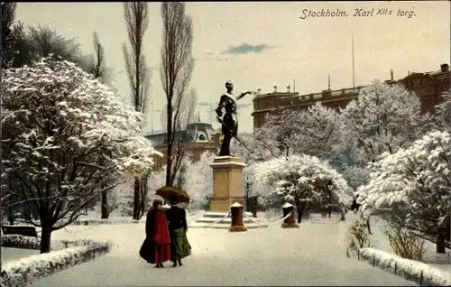 Ak Stockholm Schweden, Statue, Karl XIIs torg, Winterpartie