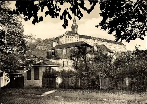 Ak Rudolstadt in Thüringen, Heidecksburg mit Treffhaus von Goethe und Schiller