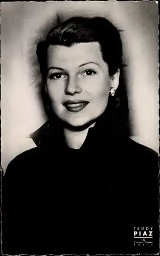Ak Schauspielerin Rita Hayworth, Portrait