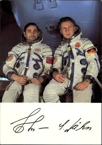 Ak Kosmonaut Waleri Fjodorowitsch Bykowski, Sigmund Jähn, Portrait, DDR