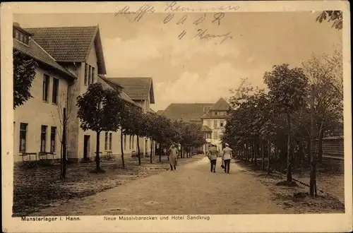 Ak Munster im Heidekreis, Truppenübungsplatz Munsterlager, neue Massivbaracken, Hotel Sandkrug