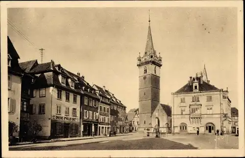 Ak Obernai Oberehnheim Elsass Bas Rhin, Place de l&#39;Hotel de Ville und der Kapellturm