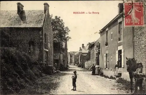 Ak Boulon Calvados, Le Bourg