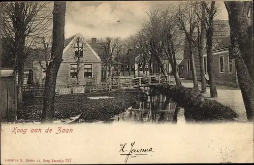 Ak Koog aan de Zaan Nordholland Niederlande, Dorfpartie mit Brücke