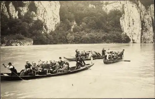 Studentika Foto Ak Studenten beim Rudern, Ruderpartie, Studentenleben