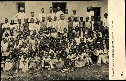 Ak Dahomey Benin, Higher School of Boys, Missionar