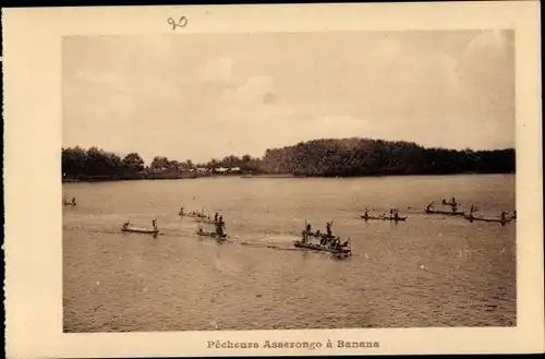 Ak RD Kongo Zaire, Fischer Asserongo eine Banane