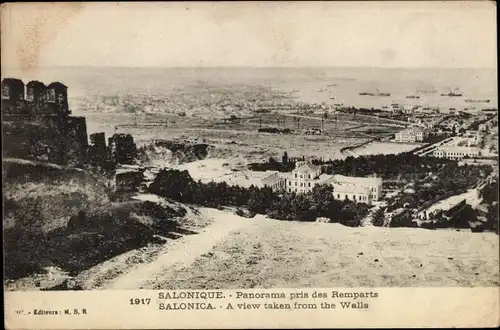 Ak Saloniki Thessaloniki Griechenland, Panorama von den Befestigungsmauer der Stadt
