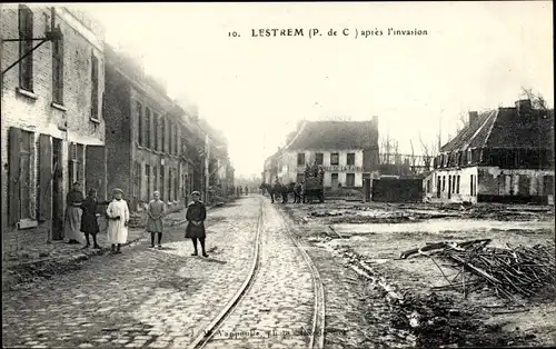 Ak Lestrem Pas de Calais, Straßenpartie, Apres l'Invasion