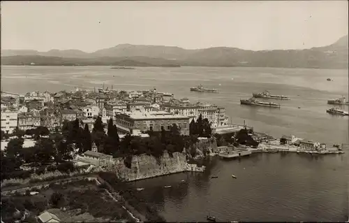 Foto Ak Korfu Griechenland, Pondikonisi, Schiffe