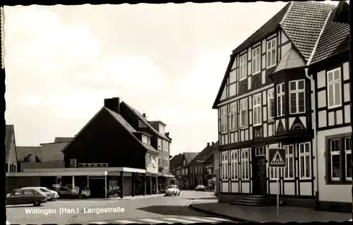 Ak Wittingen in Niedersachsen, Partie in der Langestraße, Fußgängerüberweg, Fachwerk