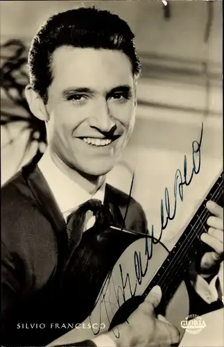 Ak Schauspieler und Sänger Silvio Francesco, Portrait mit Gitarre, Autogramm
