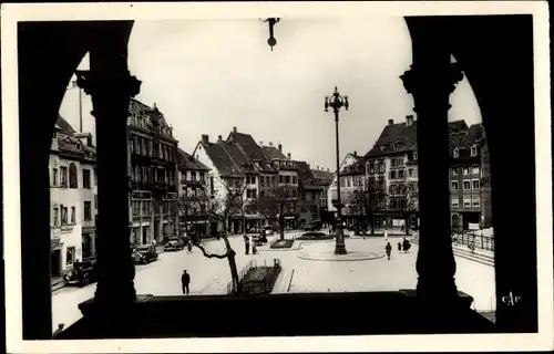 Ak Mulhouse Mulhouse Alsace Haut Rhin, Place de la Réunion vom Rathaus aus gesehen