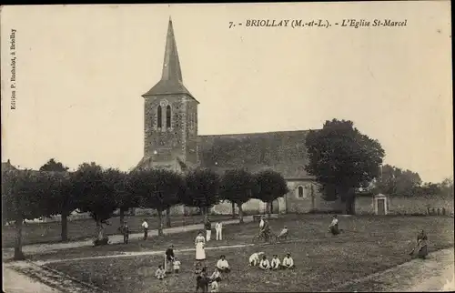 Ak Briollay Maine et Loire, L'Eglise St. Marcel