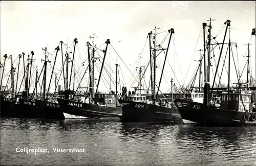 Ak Colijnsplaat Zeeland, Flotte der Fischerboote