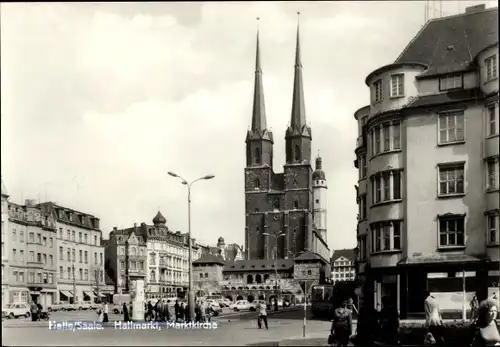 Ak Halle an der Saale, Partie in der Stadt, Kirche, Hallmarkt, Marktkirche