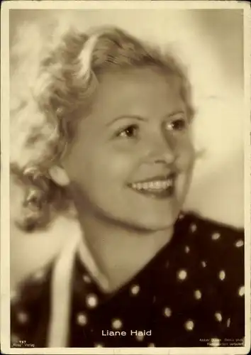 Ak Schauspielerin Liane Haid, Portrait