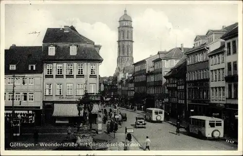 Ak Göttingen in Niedersachsen, Weenderstraße mit Gänseliesel-Brunnen, Busse