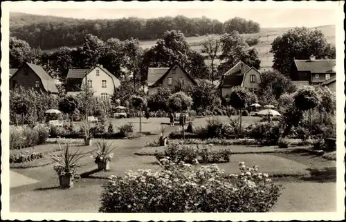 Ak Bruchhausen Höxter an der Weser, Brunnengarten
