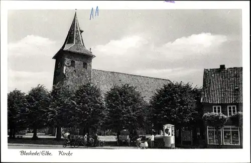 Ak Bleckede an der Elbe, Kirche, Litfaßsäule