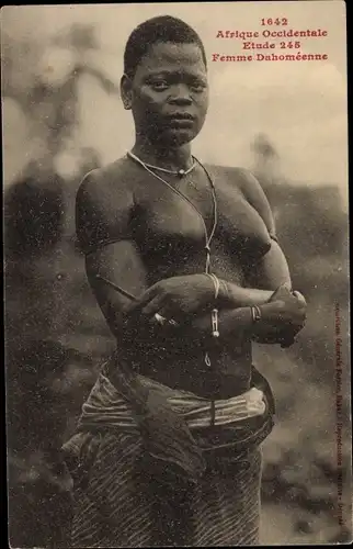 Ak Dahomey Benin, Afrique Occidentale, Femme Dahomeenne, barbusige Frau